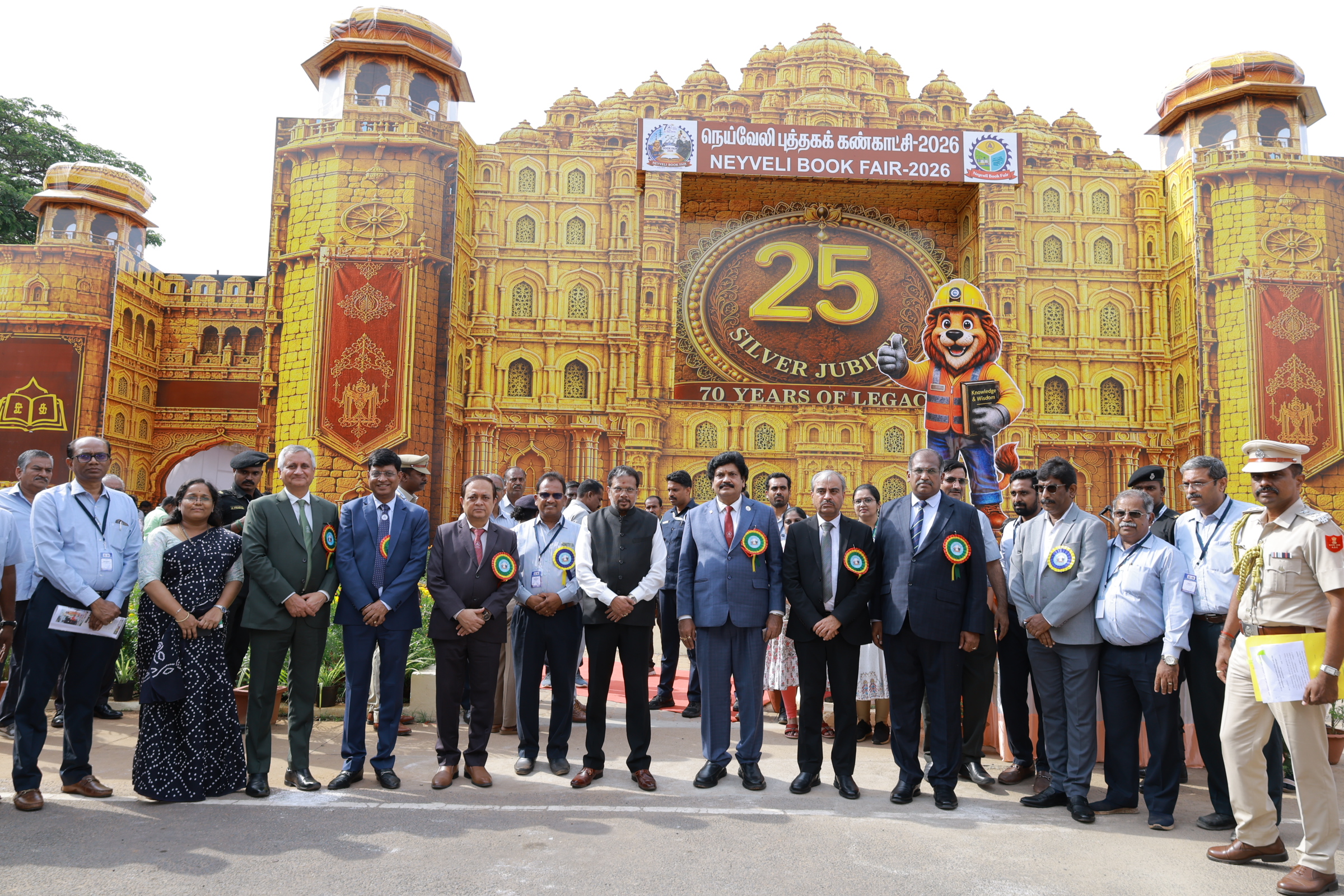 நெய்வேலி புத்தகக் கண்காட்சி 2026: 25-வது வெள்ளி விழாவைத் தொடங்கி வைத்தார் புதுவை ஆளுநர்!